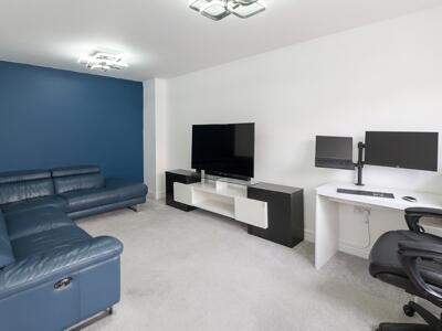 Picture 4